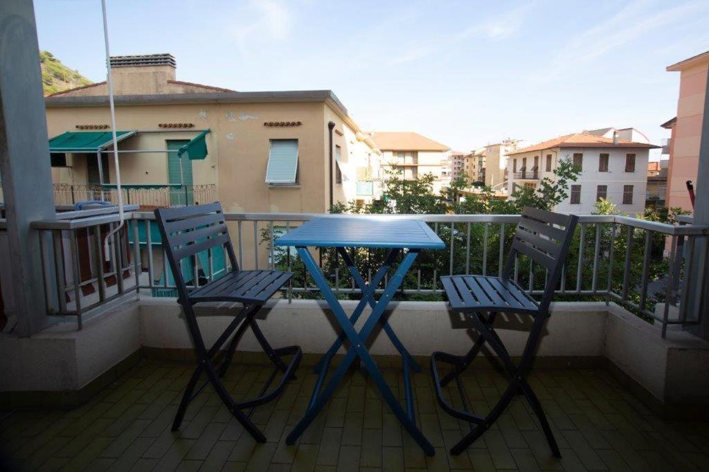 Casa Primavera Ventimiglia Exteriör bild